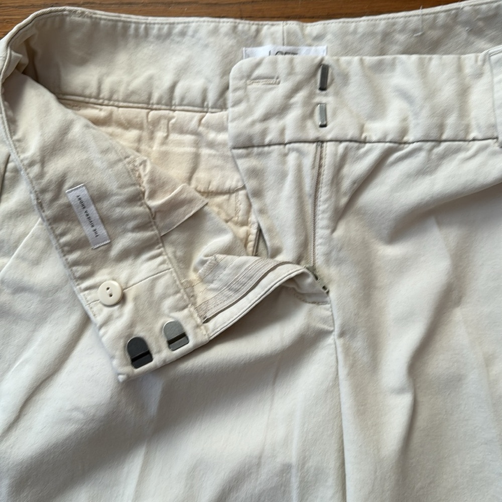 🌻Loft light tan cotton/spandex Riviera shorts. Size 4. - Picture 8 of 11